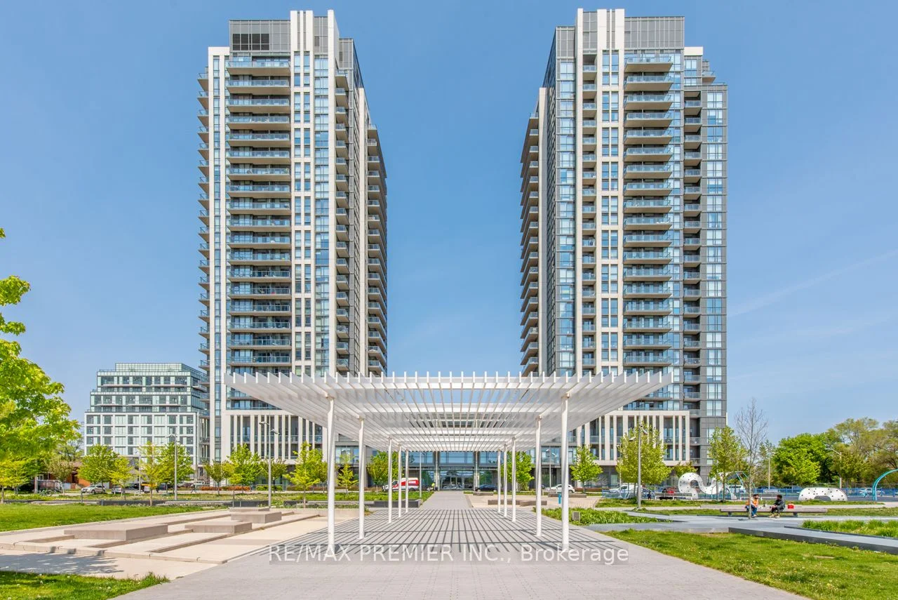 17 Zorra Street 1008, Toronto W08, On M8z 0c8