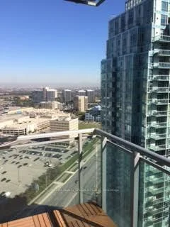 3939 Duke of York Boulevard 2904, Mississauga, ON L5B 4N2