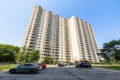 Condo Apartment in Toronto