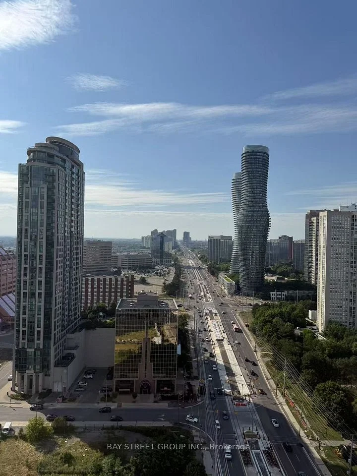 1 Elm Drive 2511, Mississauga, ON L5B 3C2