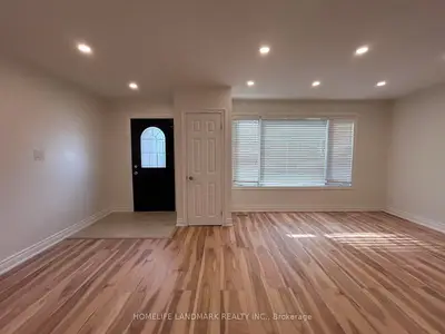 Detached in Oakville