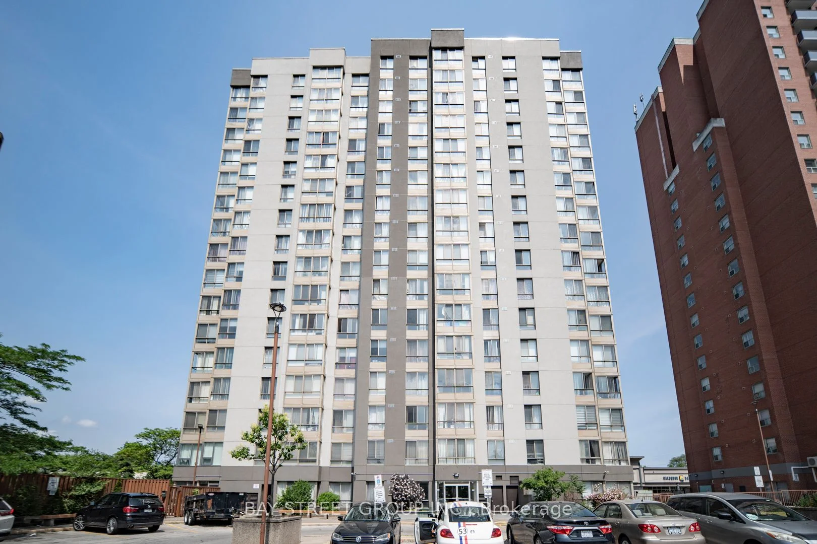2470 Eglinton Avenue 1708, Toronto W04, On M6m 5e7