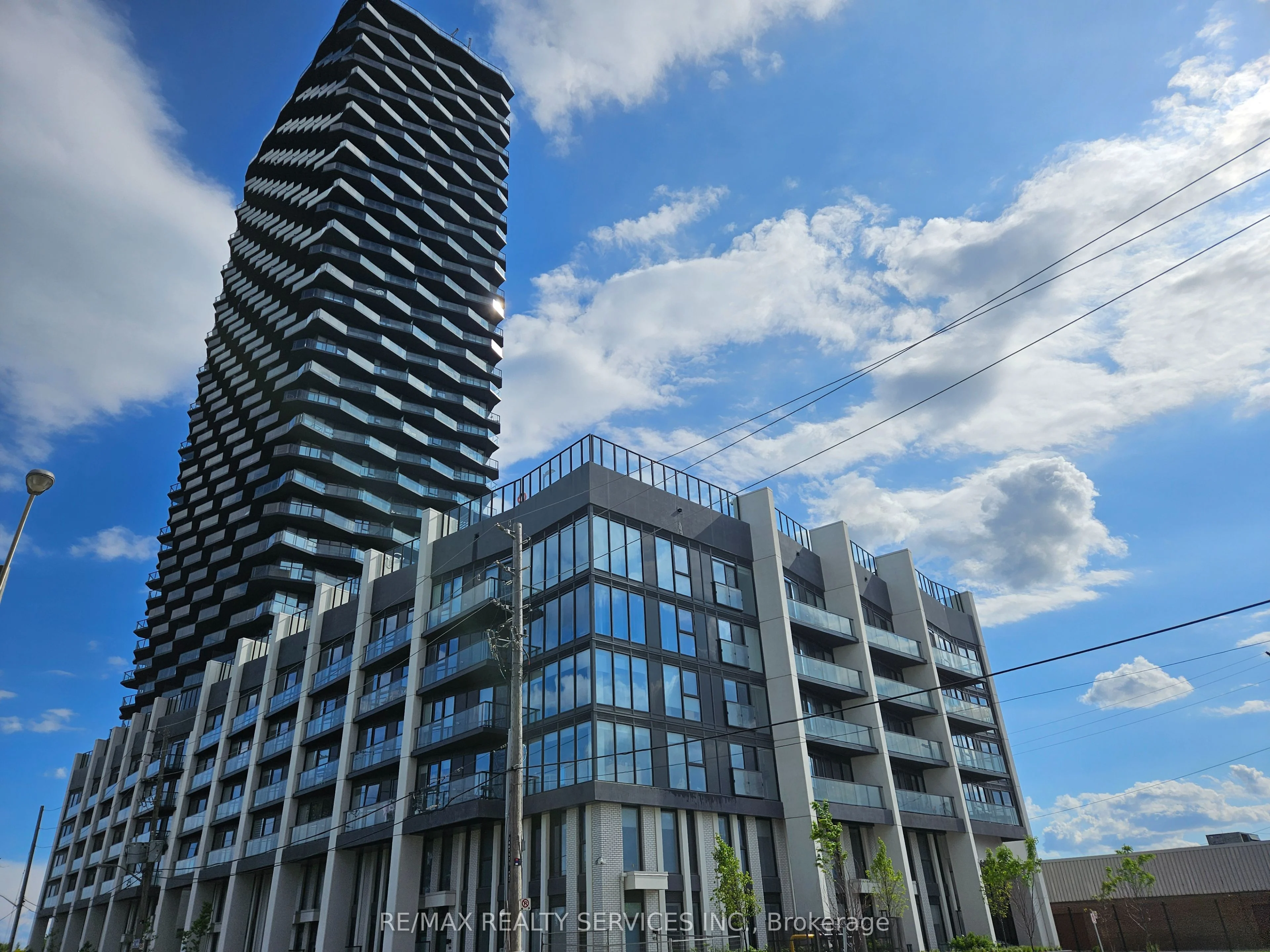 36 Zorra Street 527, Toronto W08, On M8z 0g5