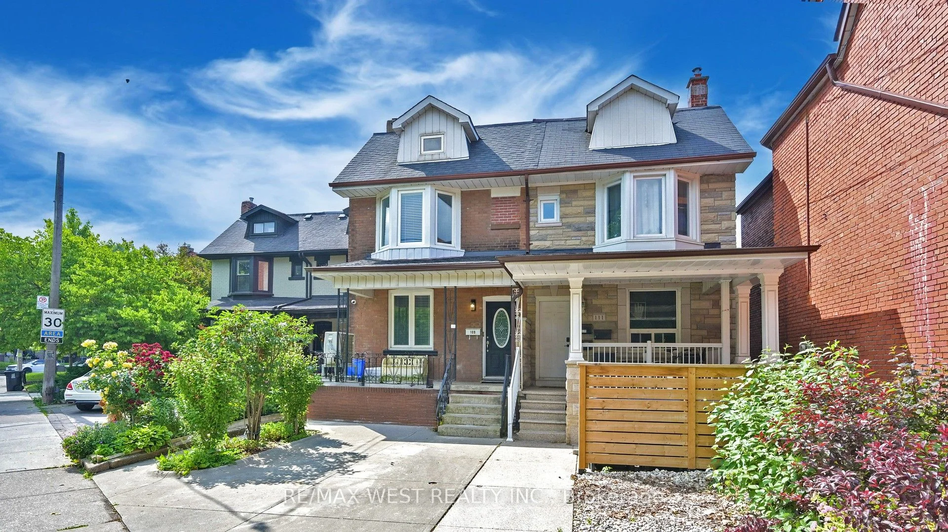 109 Connolly Street Main, Toronto W03, ON M6N 1E7