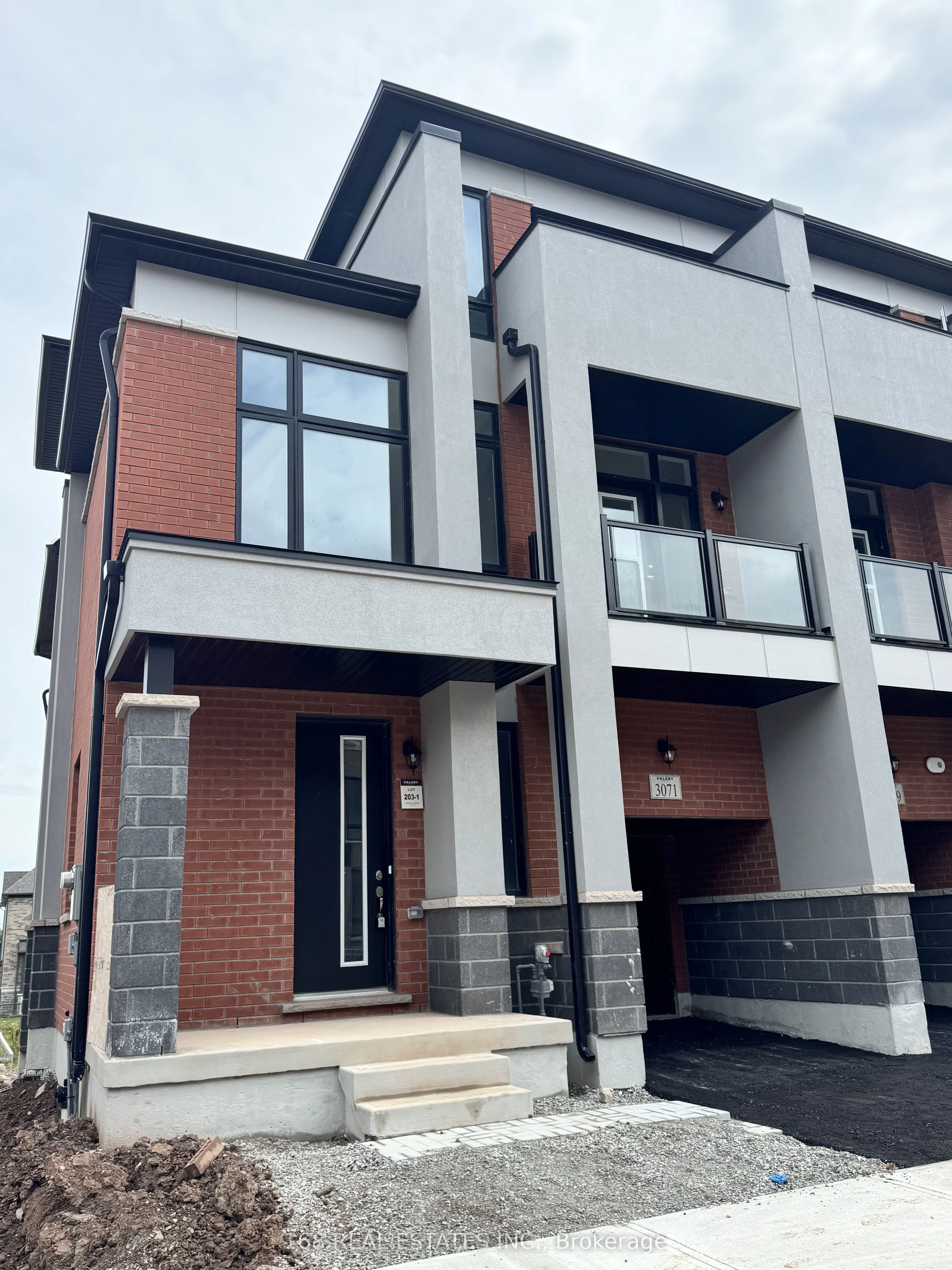 3071 Perkins Way , Oakville, ON L6H 7G1