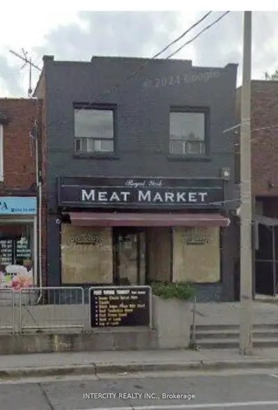 392 Royal York Drive 1, Toronto W06, ON M8Y 2R3