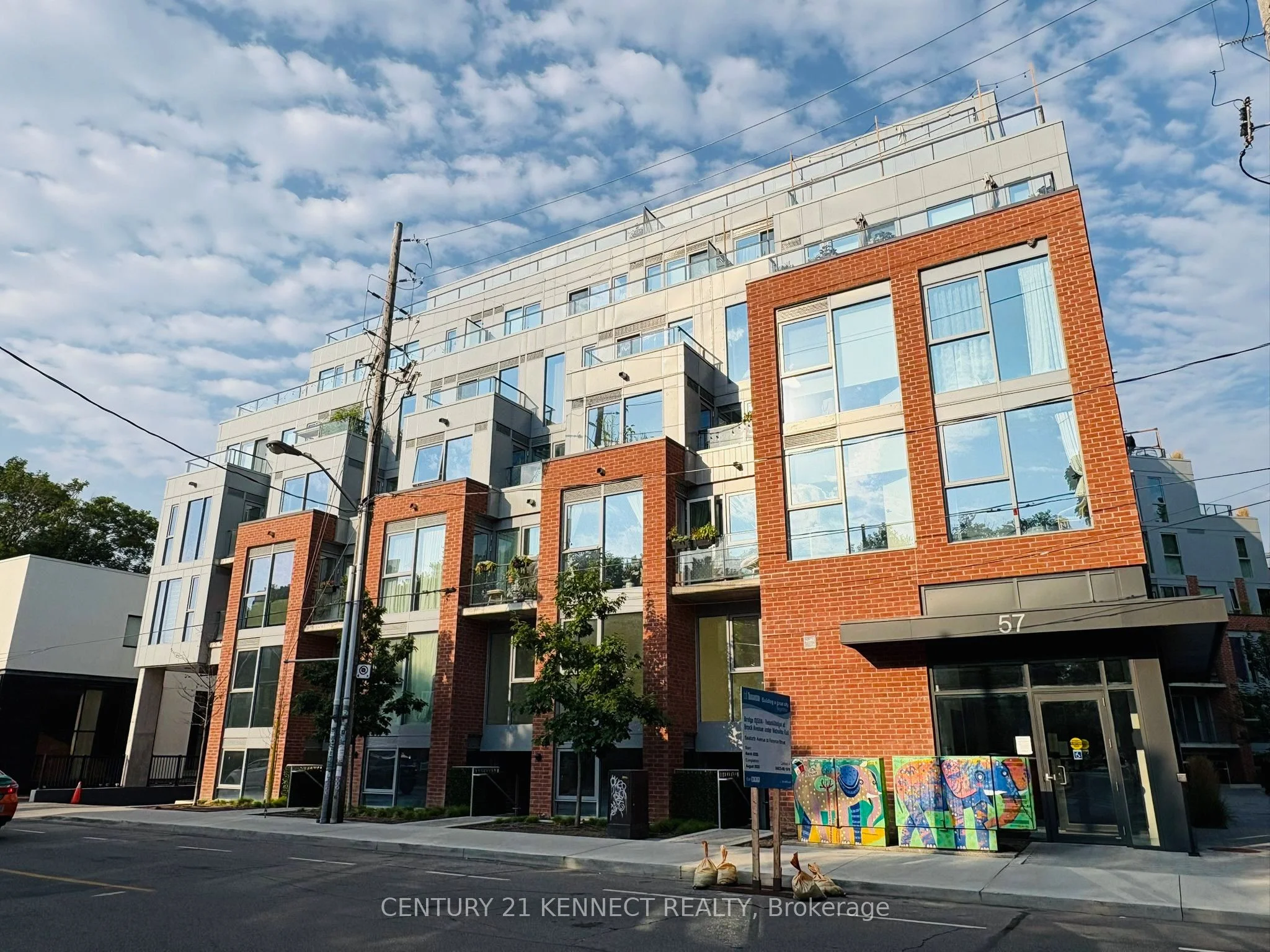 57 Brock Avenue 212, Toronto W01, ON M6K 0H3