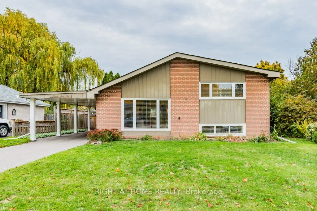 1365 Agora Road, Mississauga, ON L5J 3P5