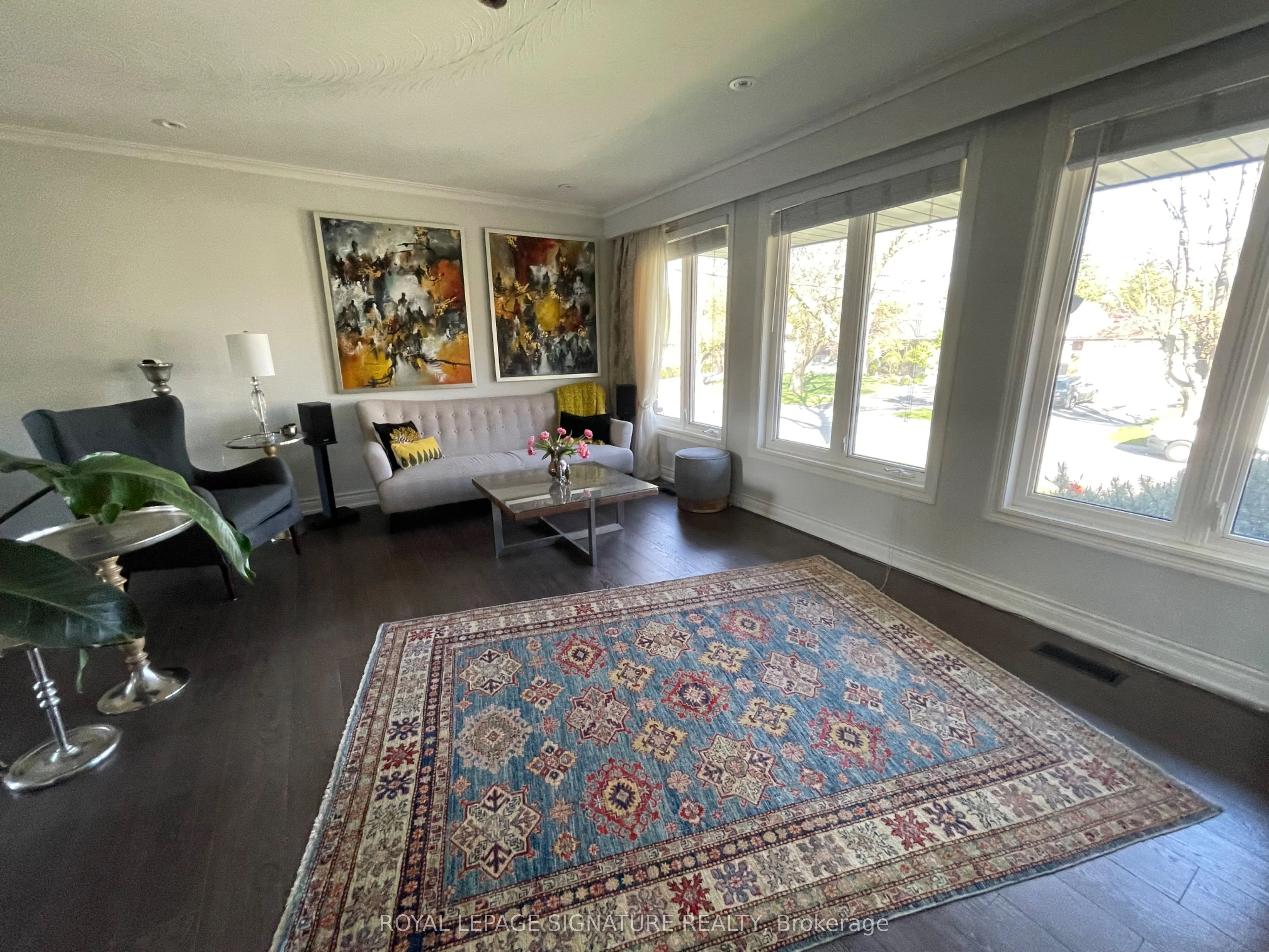 1643 Sunnycove Drive, Mississauga, ON L4X 1B6