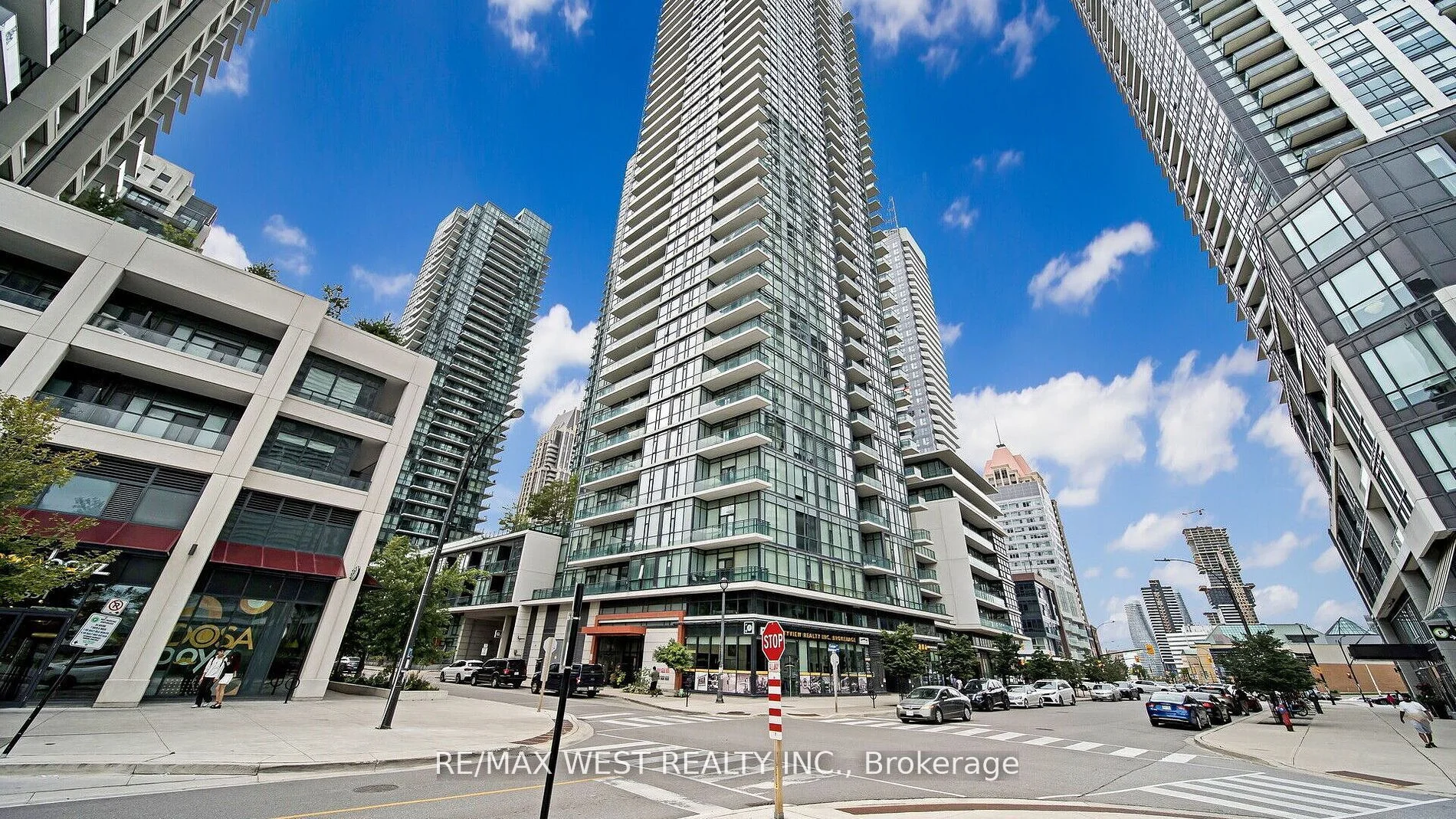 4065 Brickstone Mews 1607, Mississauga, ON L5B 0G3