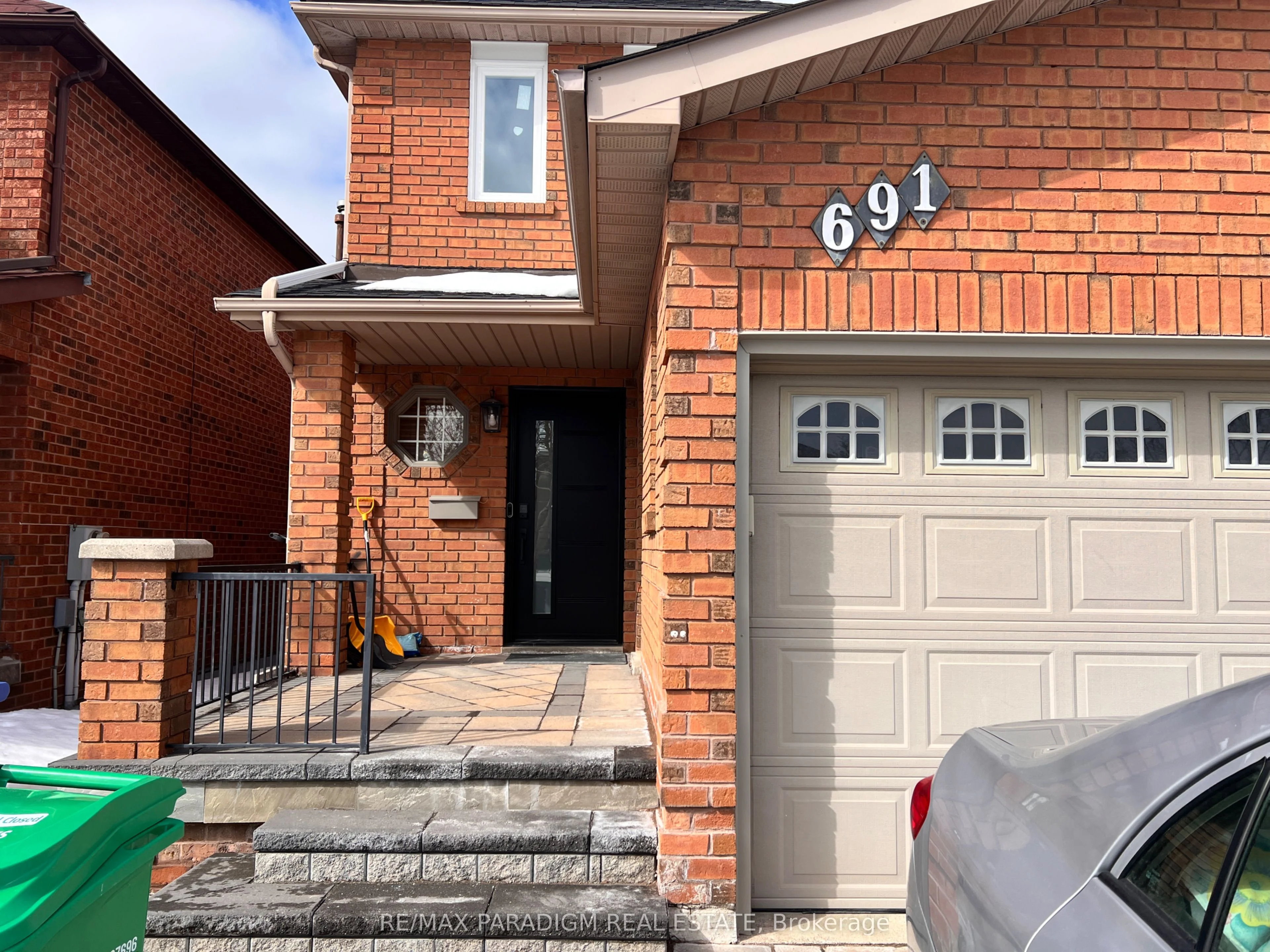 691 Ashprior Avenue Bsmt, Mississauga, ON L5R 3N8