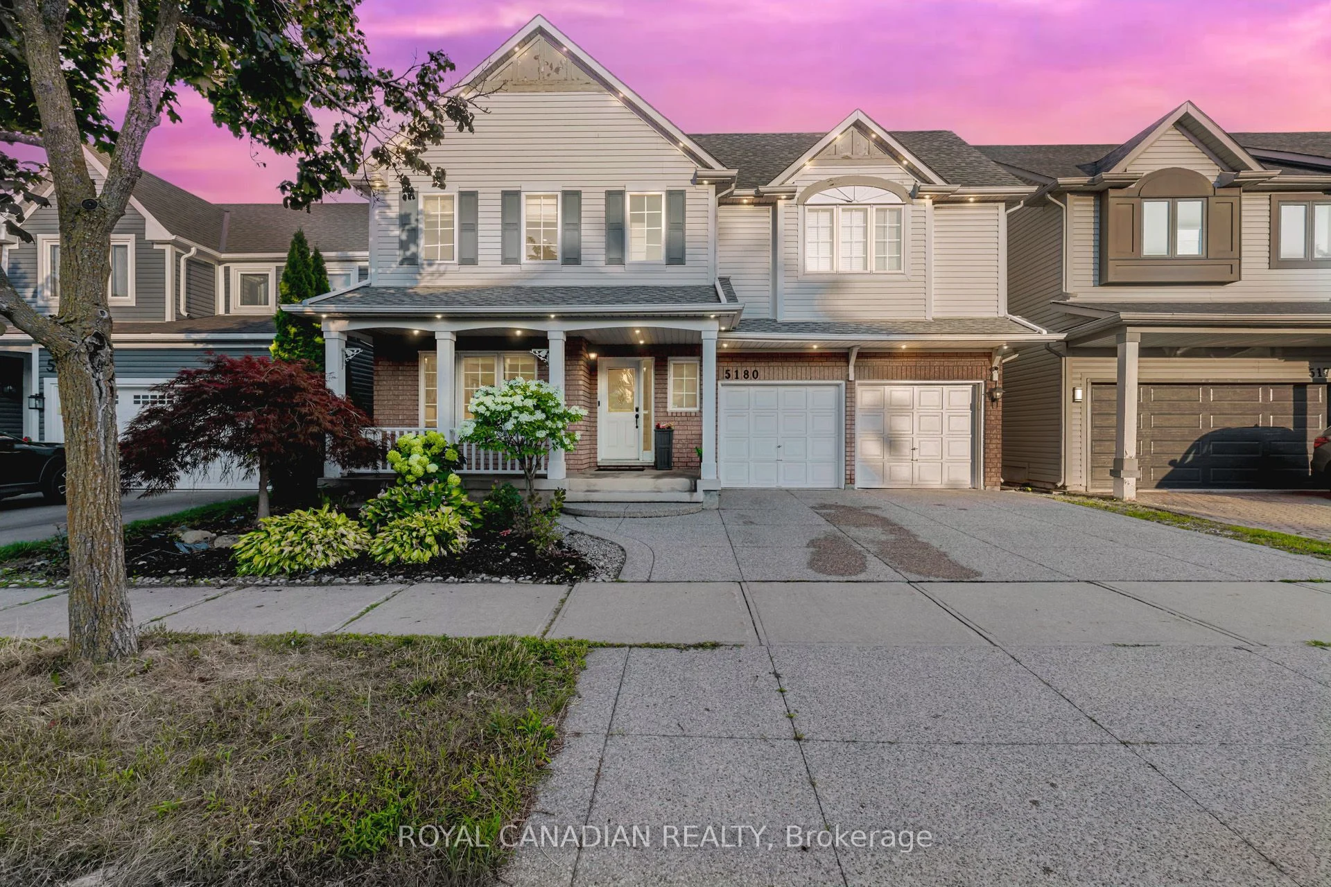Detached in Burlington