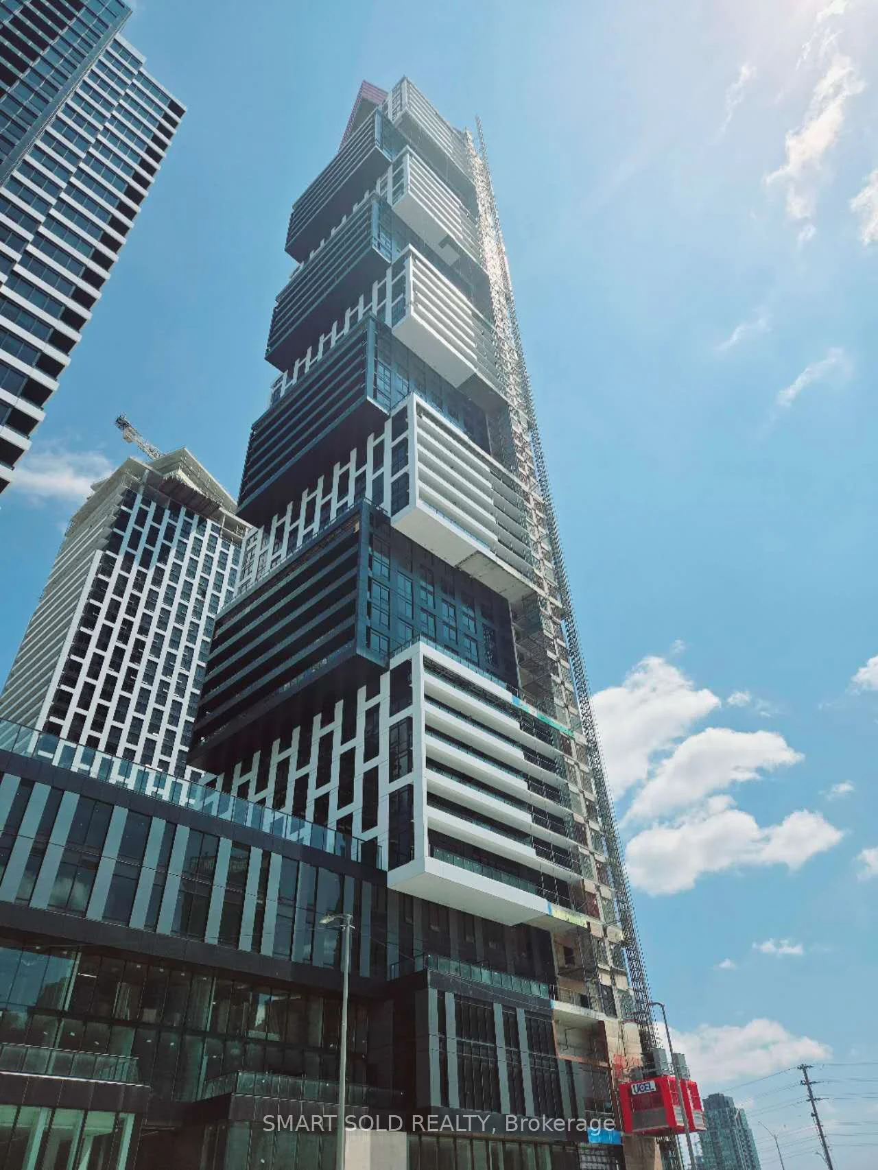 4015 The Exchange 1009, Mississauga, ON L5B 0N9