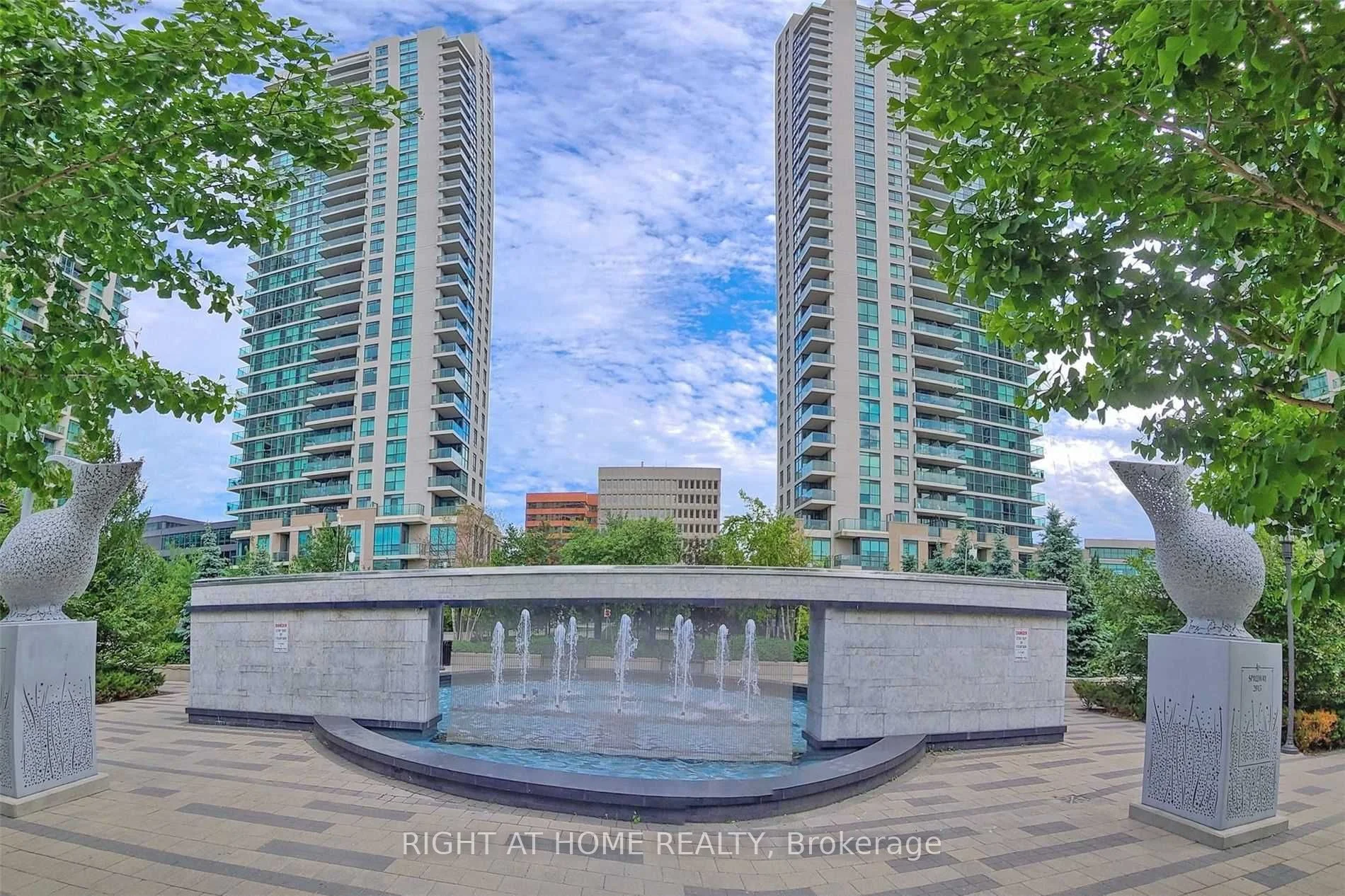 205 Sherway Gardens Road 1511, Toronto W08, ON M9C 0A5