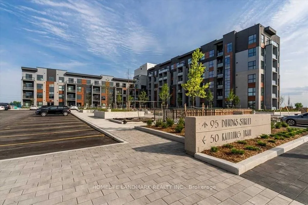 95 Dundas Street W 502, Oakville, ON L6M 5N4
