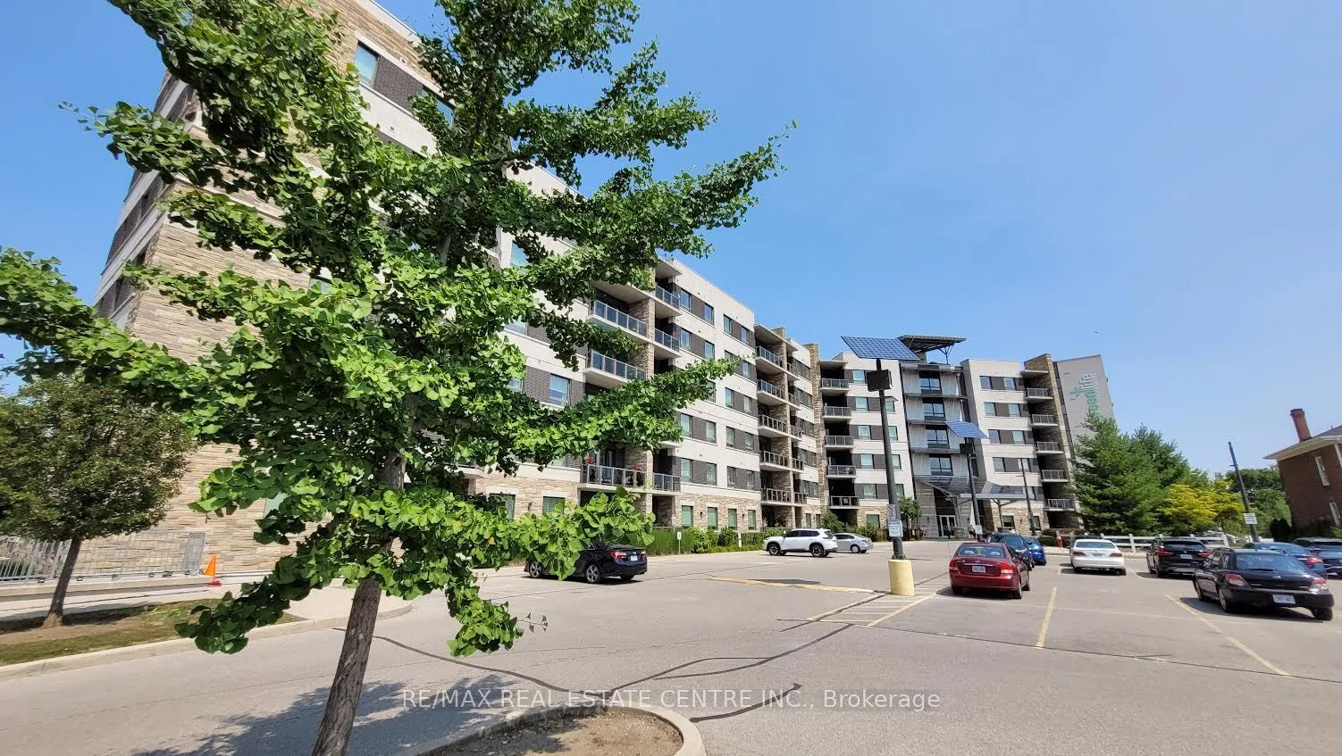 33 Whitmer Street 505, Milton, ON L9T 0R5