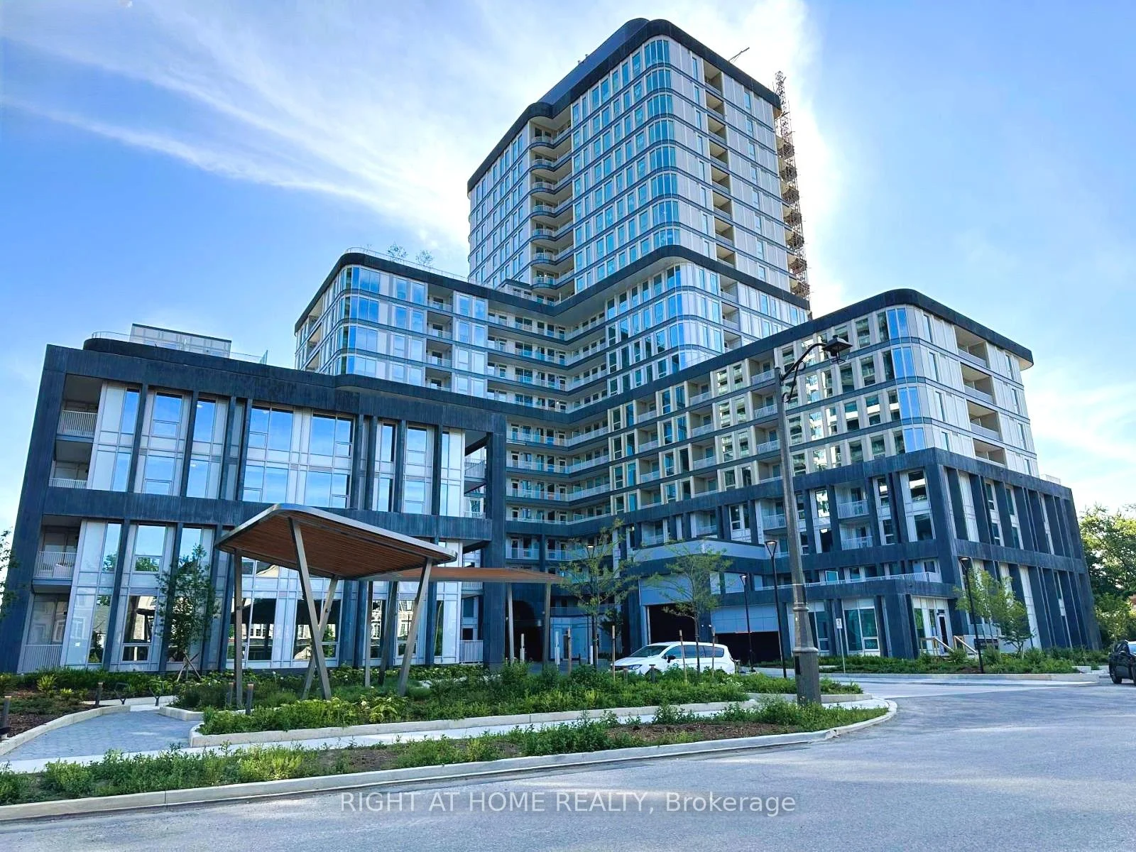 3240 William Coltson Avenue 624, Oakville, ON L6H 8C8