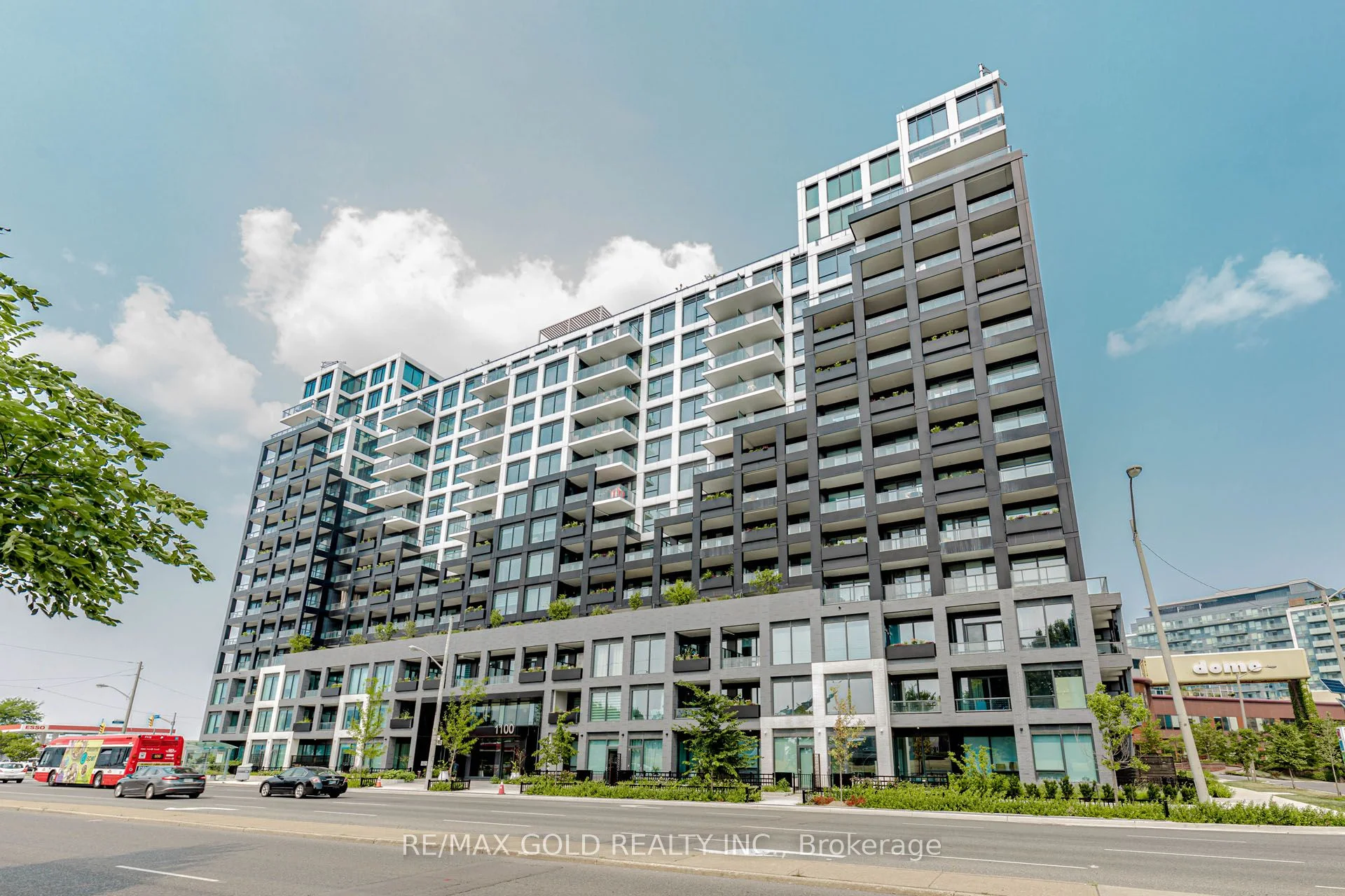 1100 sheppard Avenue W 1022, Toronto W05, ON M3J 0H1