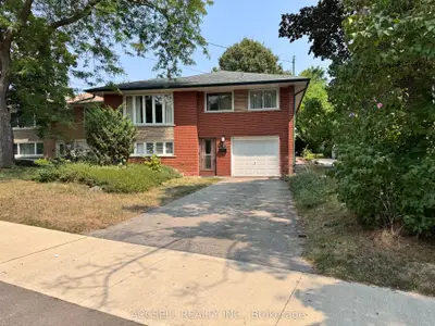 Detached in Toronto