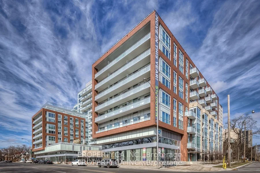 1830 Bloor Street W 822, Toronto W02, ON M6P 0A2