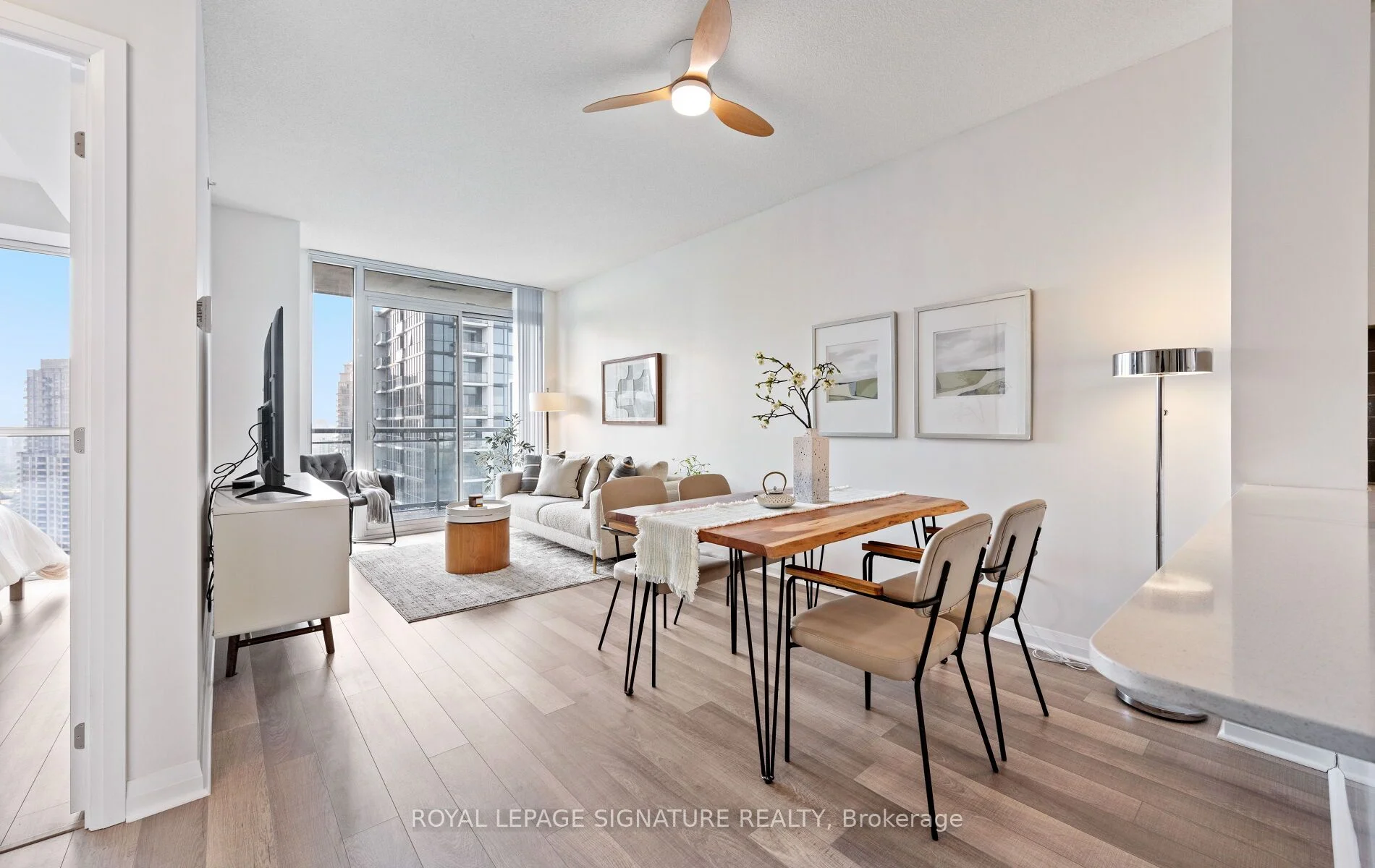 5025 Four Springs Avenue 2404, Mississauga, ON L5R 0G5