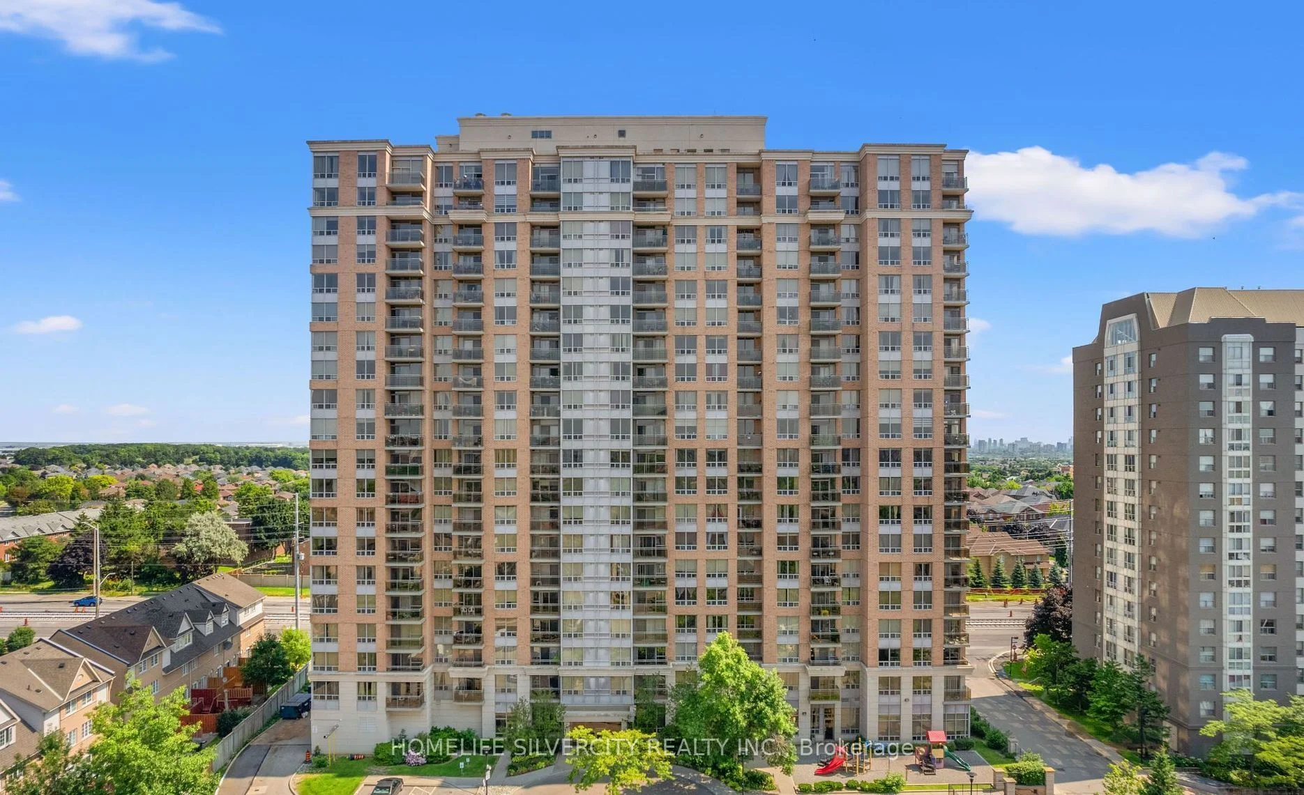 Condo Apartment in Mississauga