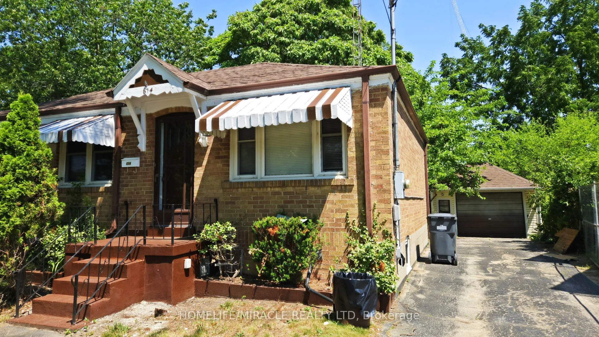 614 Ridgemount Crescent, Mississauga, On L5g 1z1