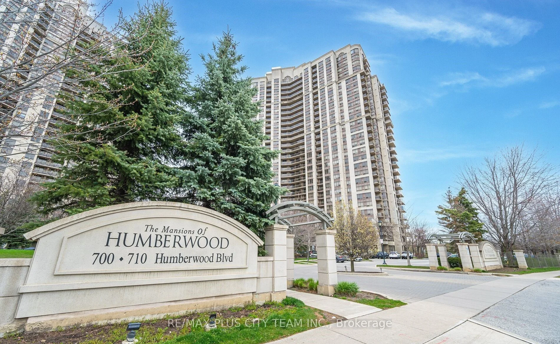 700 Humberwood Boulevard 231, Toronto W10, ON M9W 7J4
