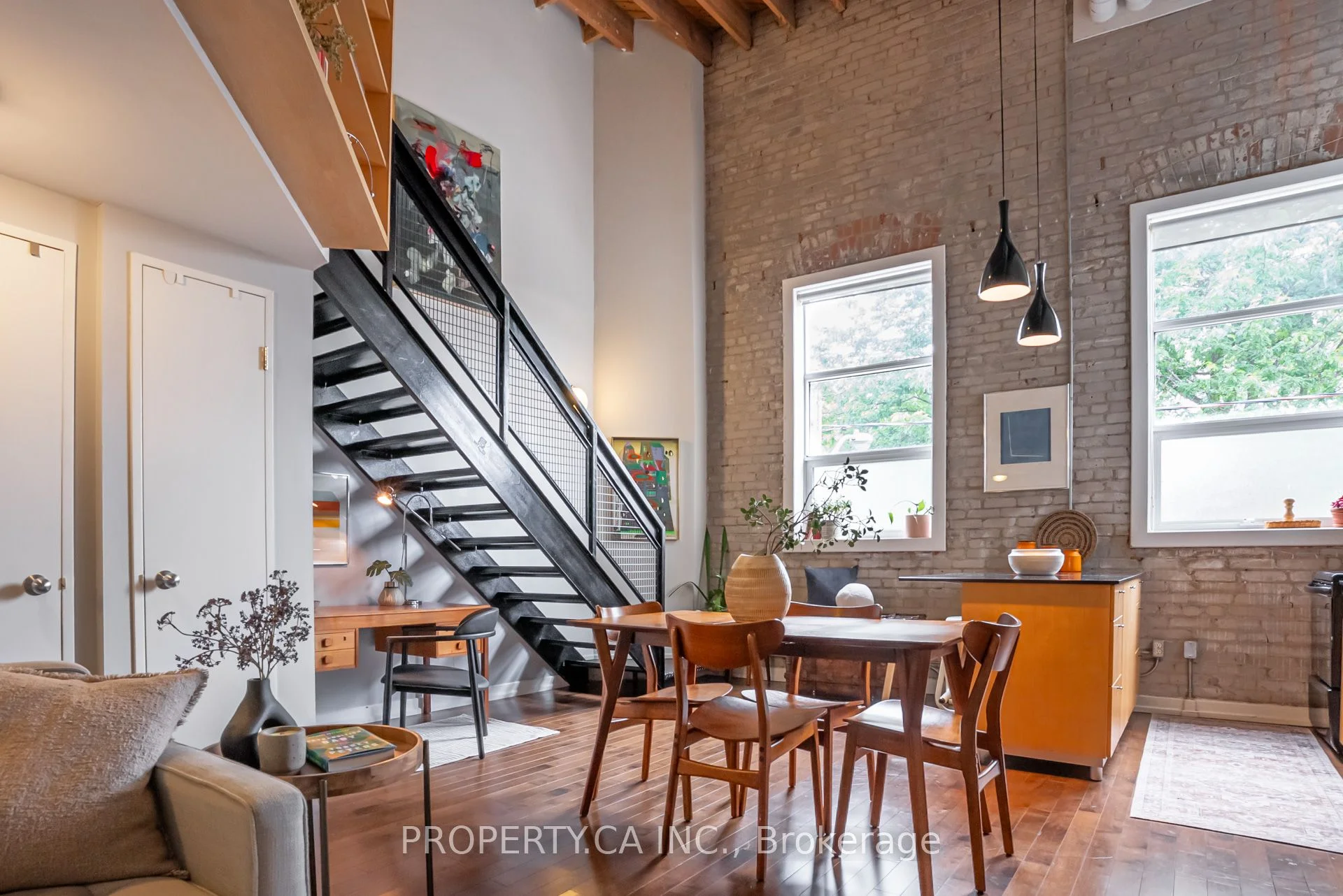27 Brock Avenue 203, Toronto W01, ON M6K 2K9