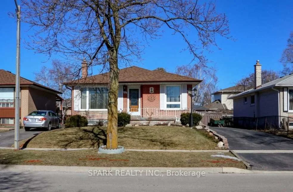 Detached in Brampton
