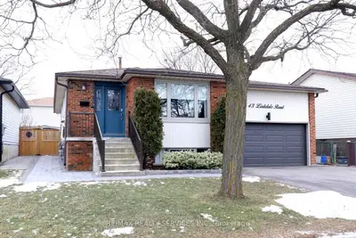 Detached in Brampton