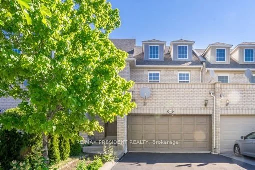 2078 White Dove Circle, Oakville, ON L6M 3R7