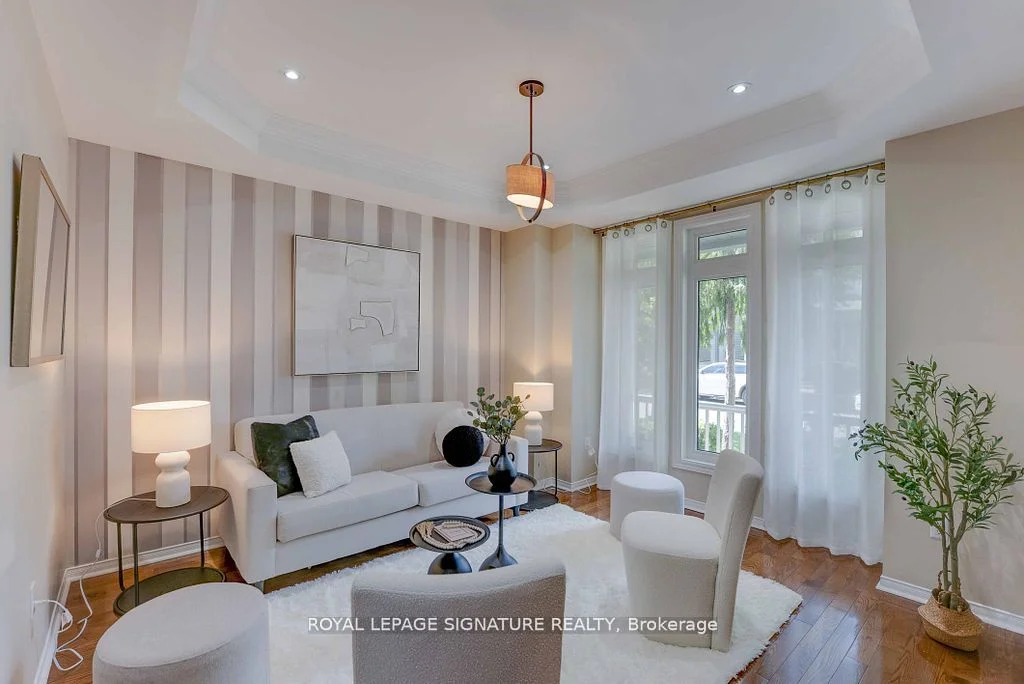 Detached in Oakville
