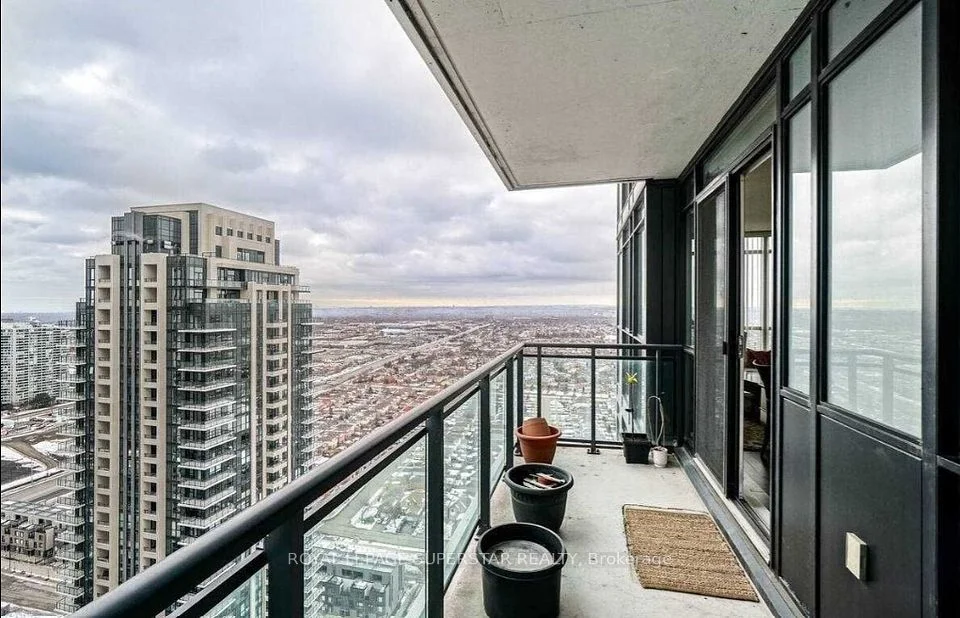 4099 Brickstone Mews 3203, Mississauga, ON L5B 0G2