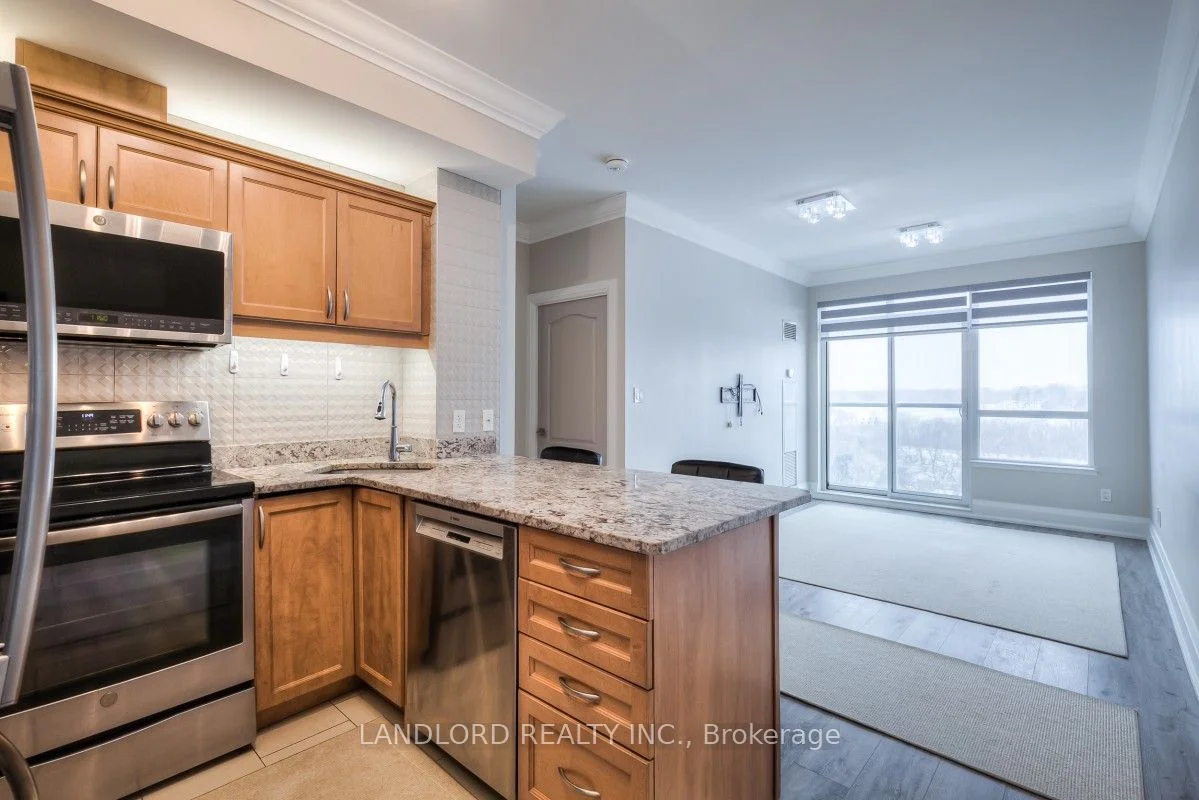 3865 Lake Shore Boulevard W 707, Toronto W06, ON M8W 0A2