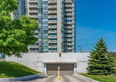 Parking Space in Halton Hills