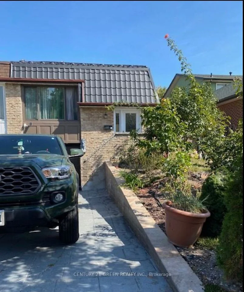 7179 Delmonte Crescent, Mississauga, ON L4T 3L4