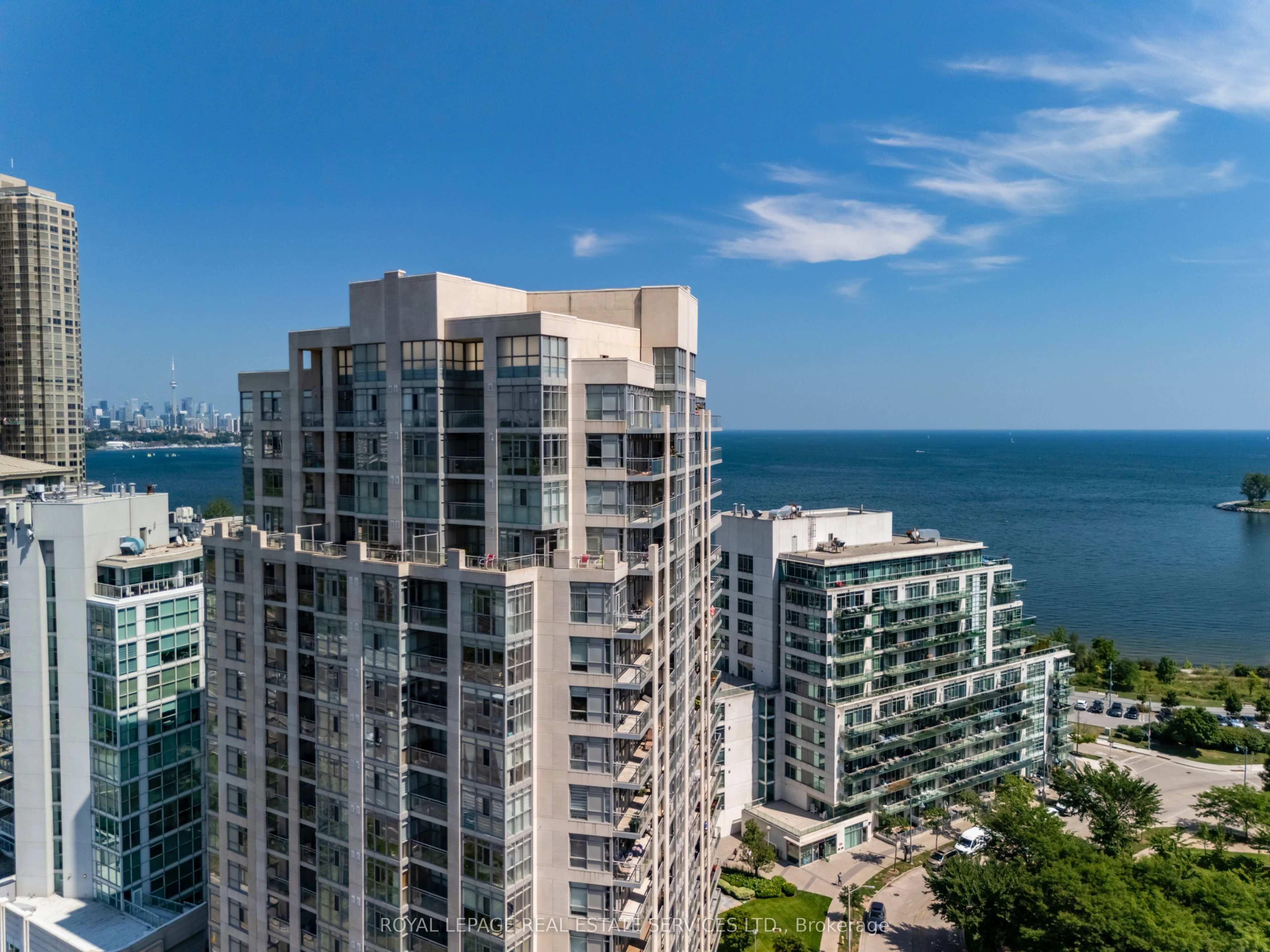 3 Marine Parade Drive 1802, Toronto W06, ON M8V 3Z5