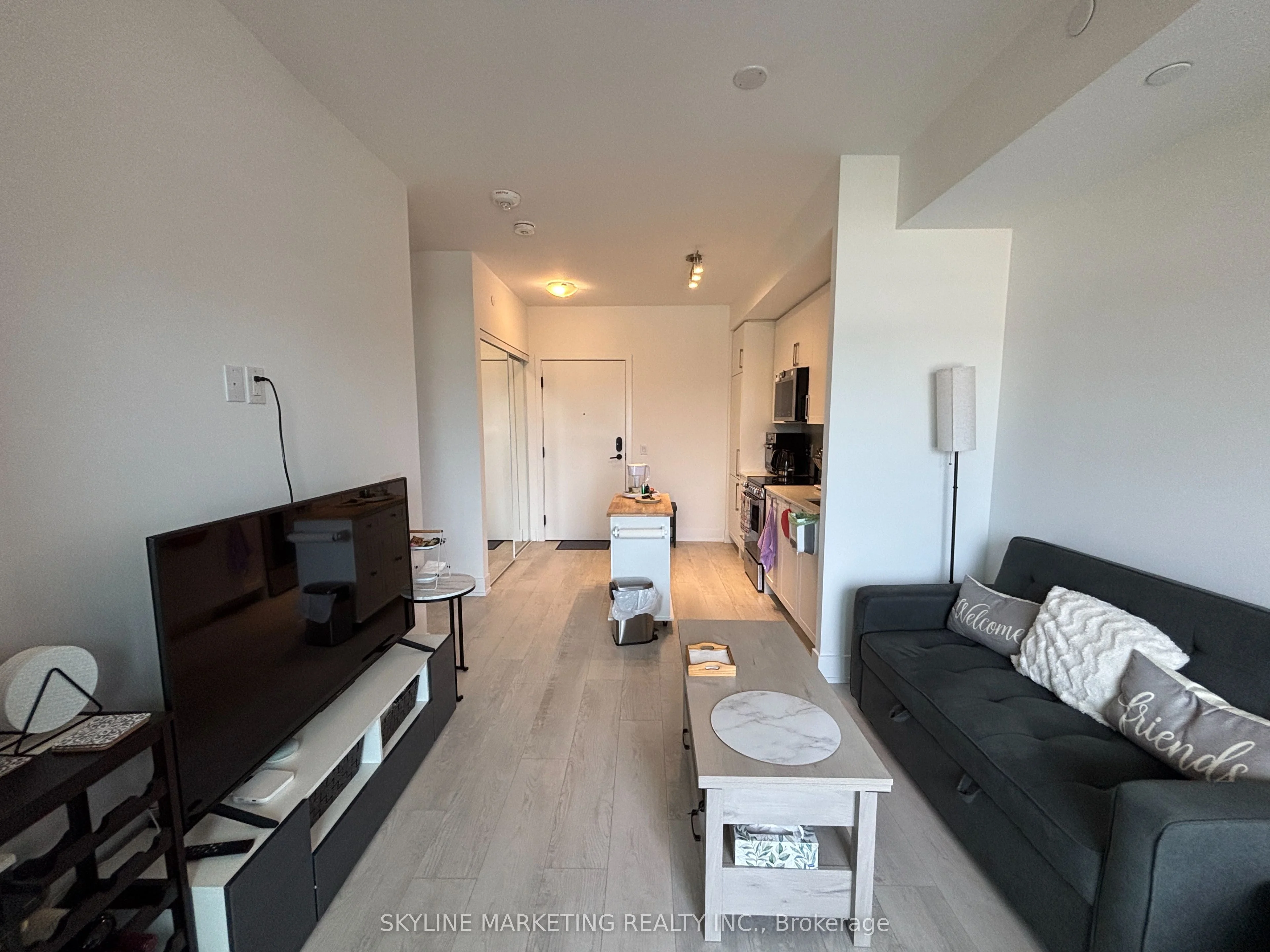 Condo Apartment in Oakville