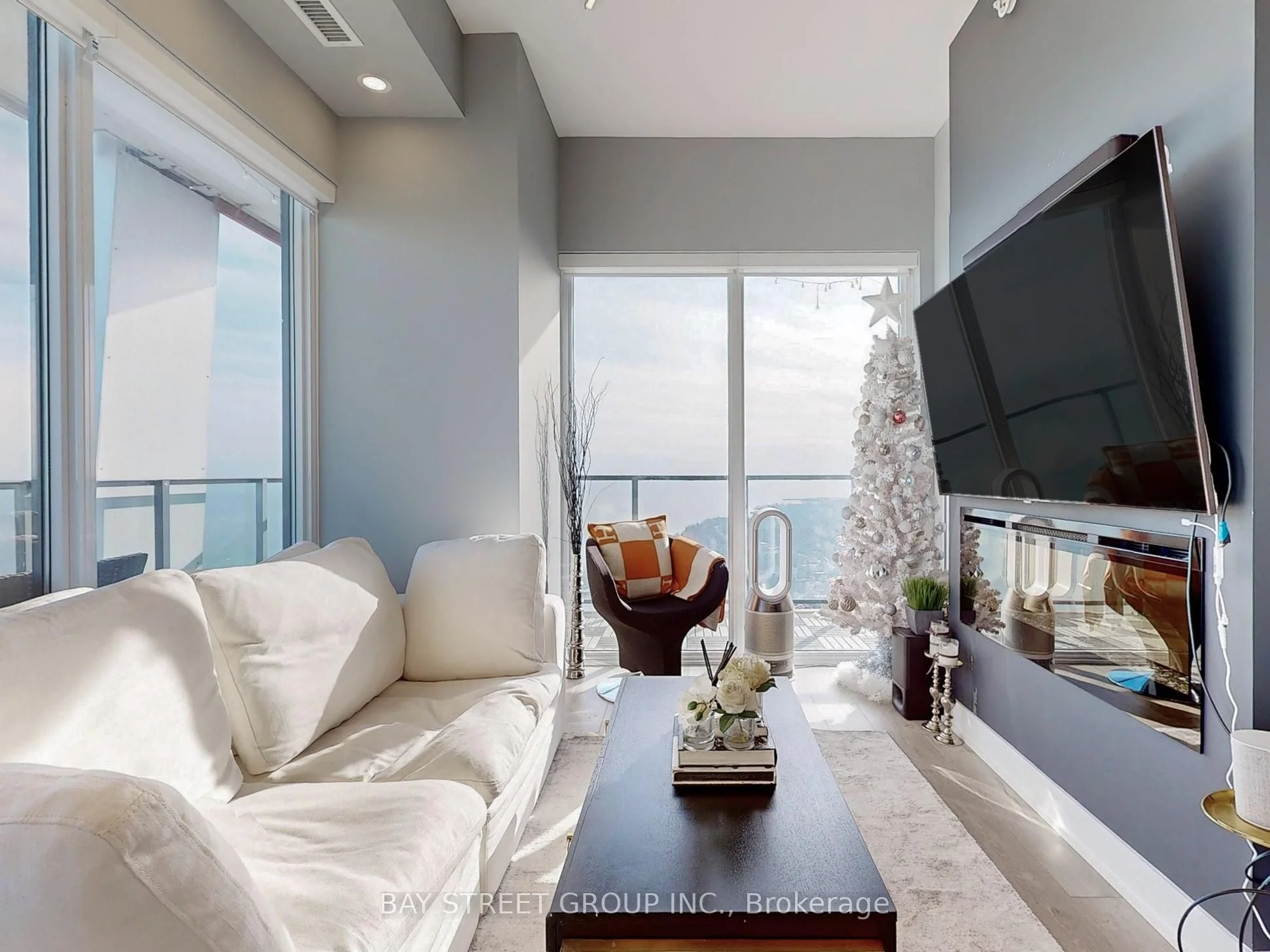 30 Shore Breeze Drive LPH07A, Toronto W06, ON M8V 0J1