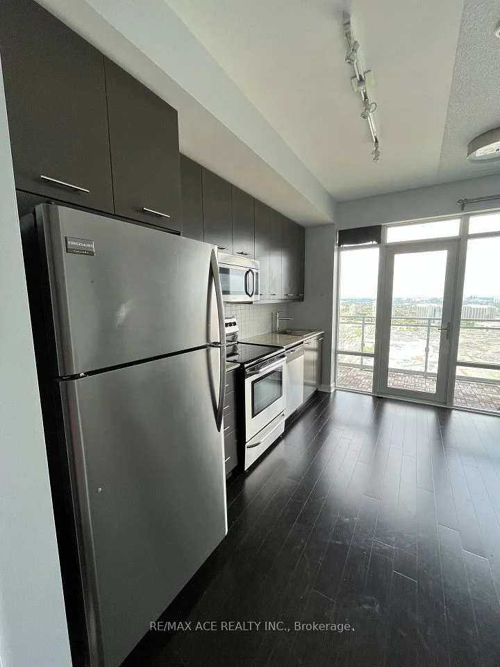 360 Square One Drive 3001, Mississauga, ON L5B 0G7
