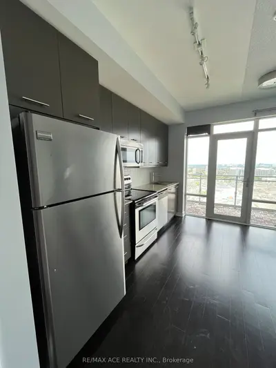 Condo Apartment in Mississauga