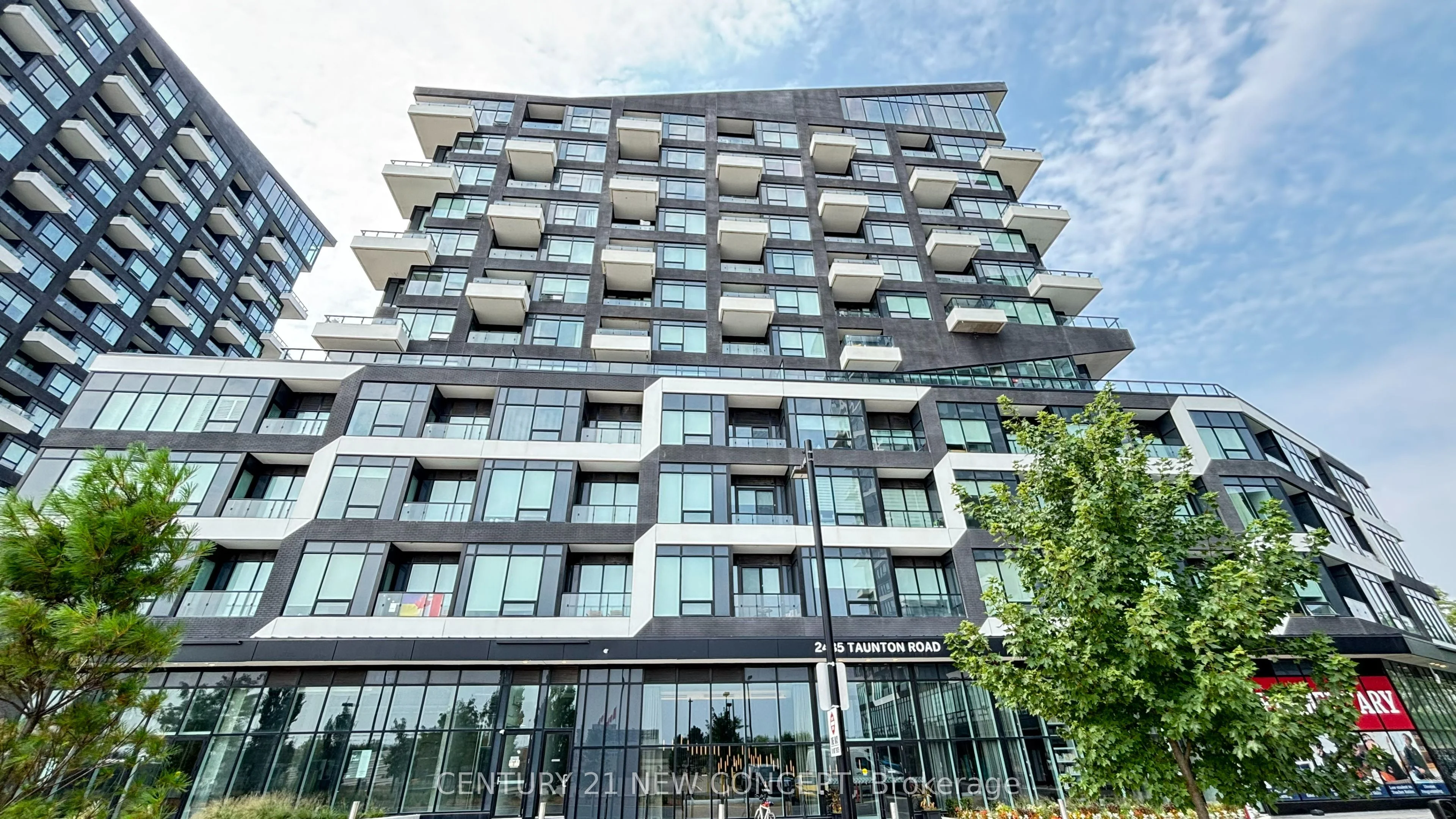 2485 Taunton Road 234, Oakville, ON L6H 3R8