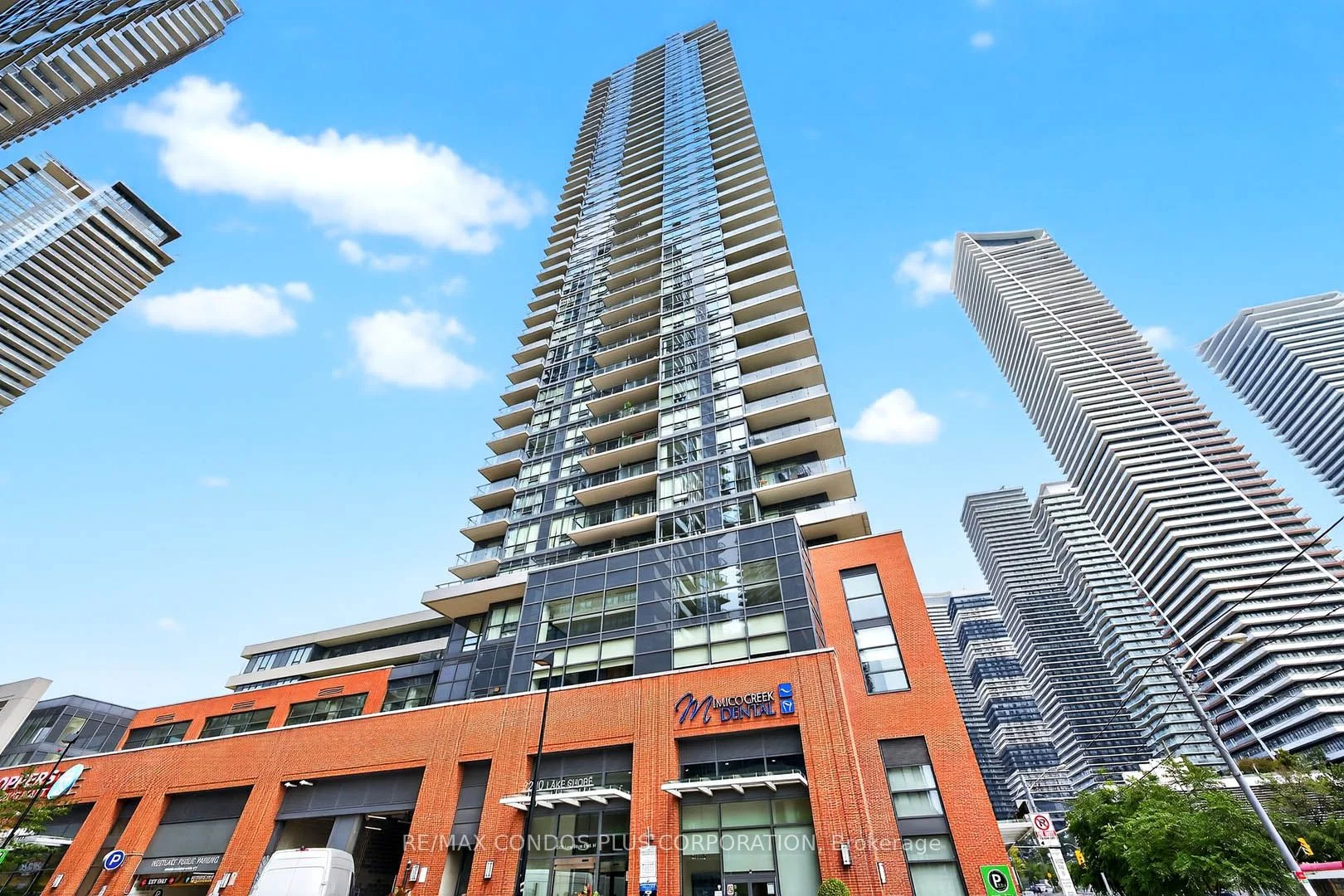 2200 Lake Shore Boulevard W 1610, Toronto W06, ON M8V 1A4