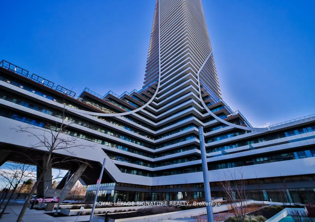 30 Shore Breeze Drive 913, Toronto W06, On M8v 0j1