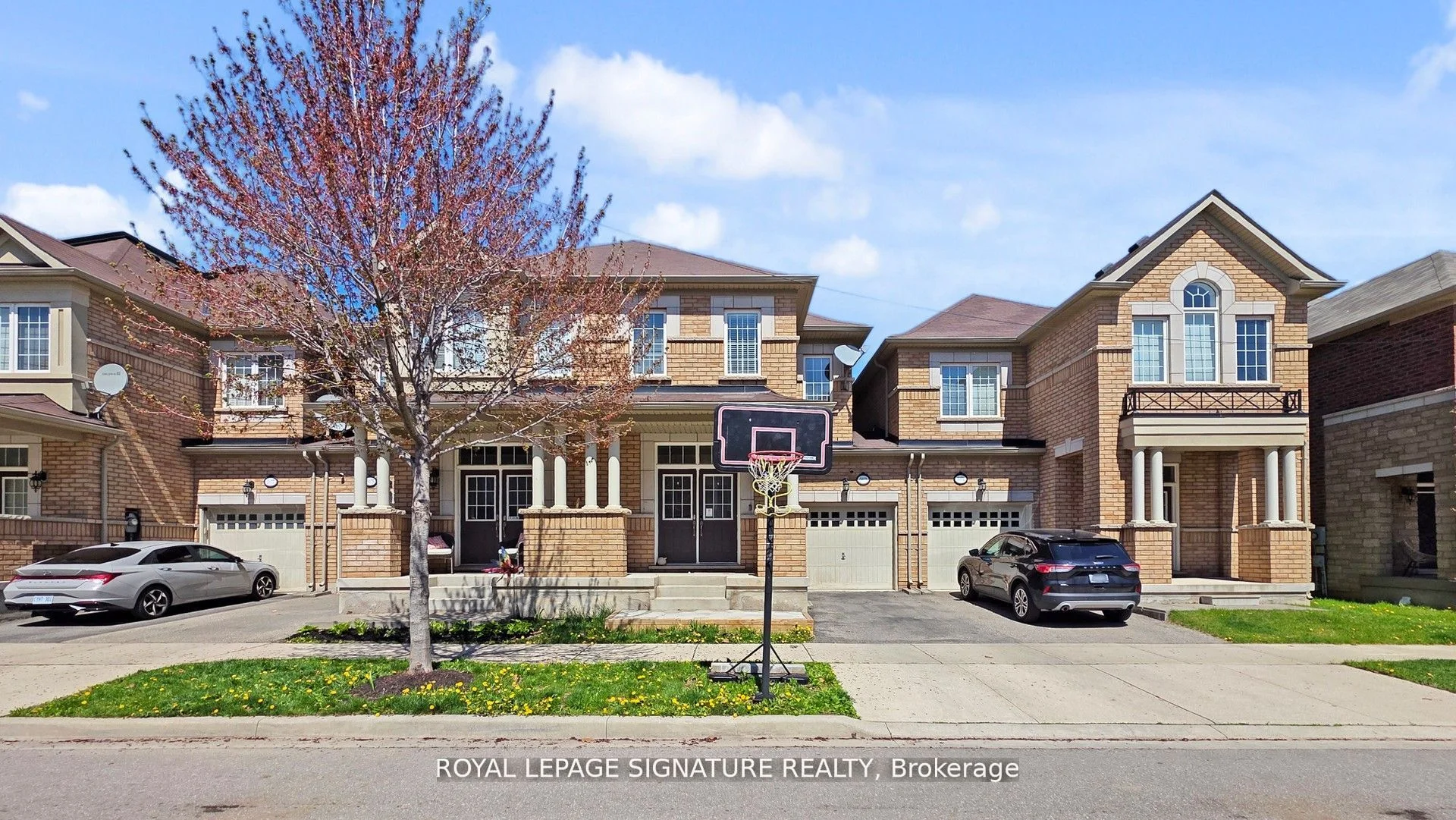 3073 Eberly Woods Drive, Oakville, ON L6M 0T5
