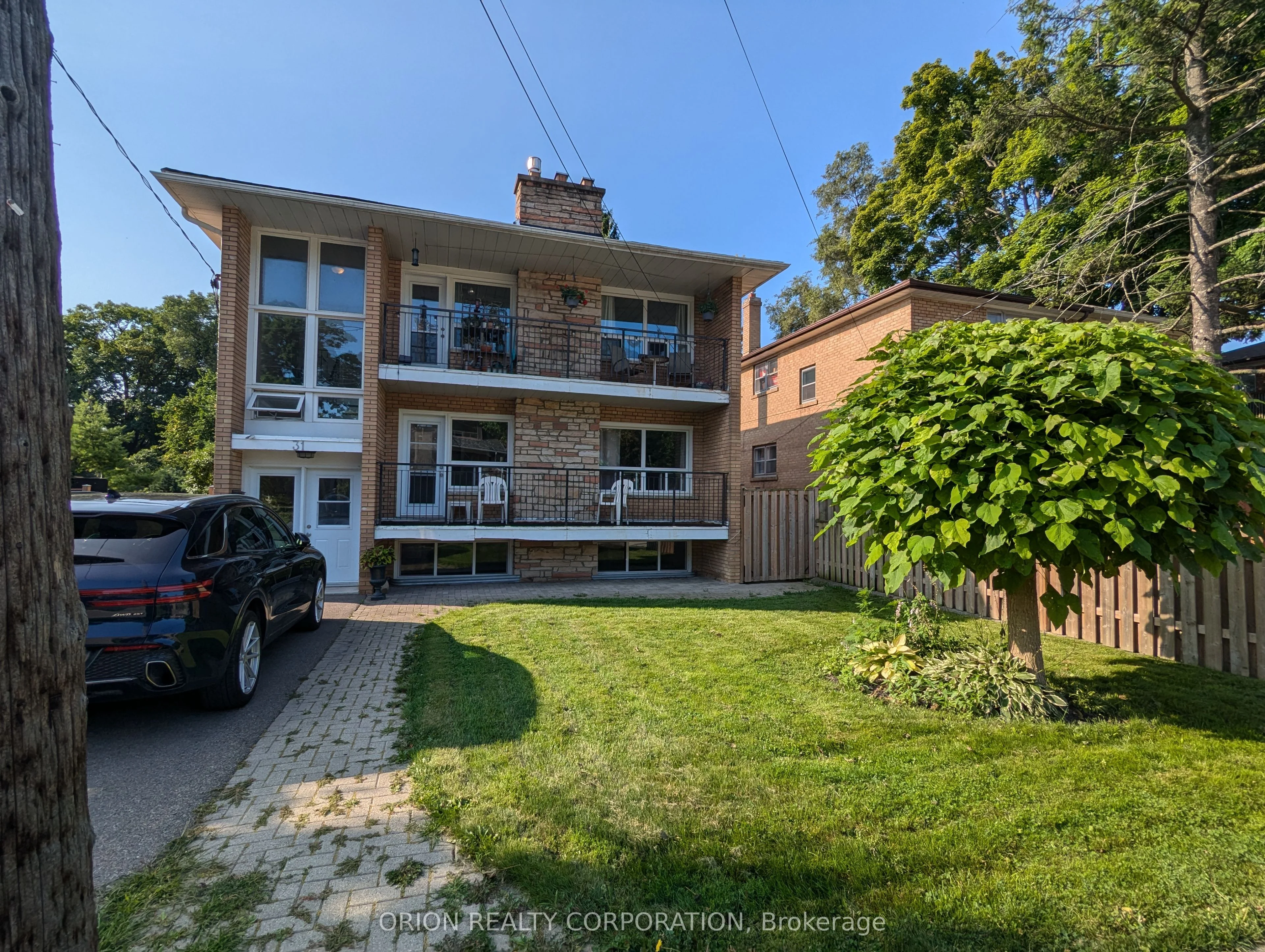 31 Dominion Road, Toronto W06, ON M8W 1J5