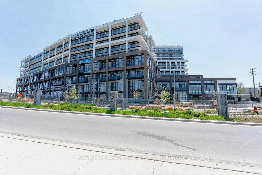 50 George Butchart Drive 802, Toronto W05, ON M3K 0C9