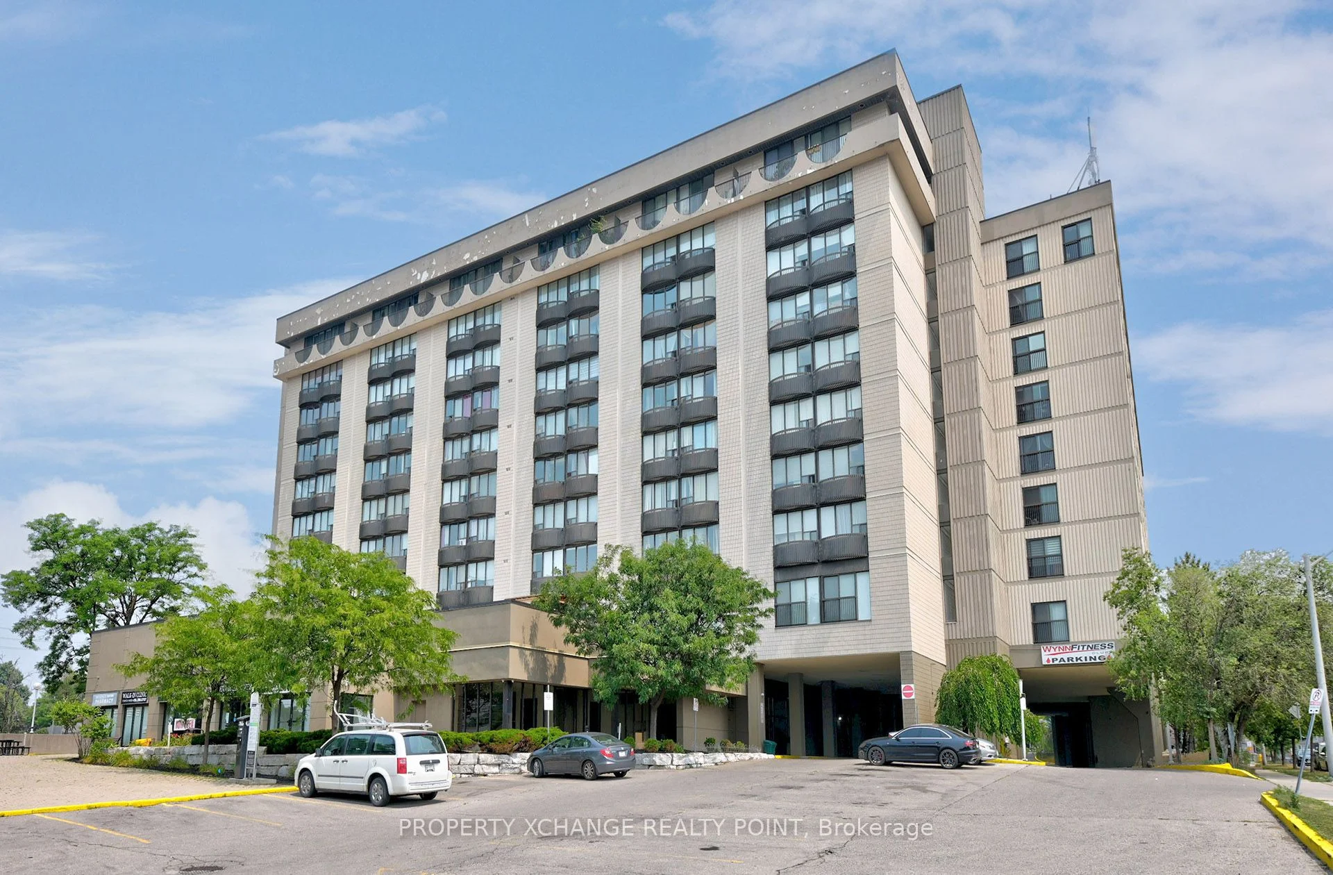 2737 keele Street 213, Toronto W05, ON M3M 2E9