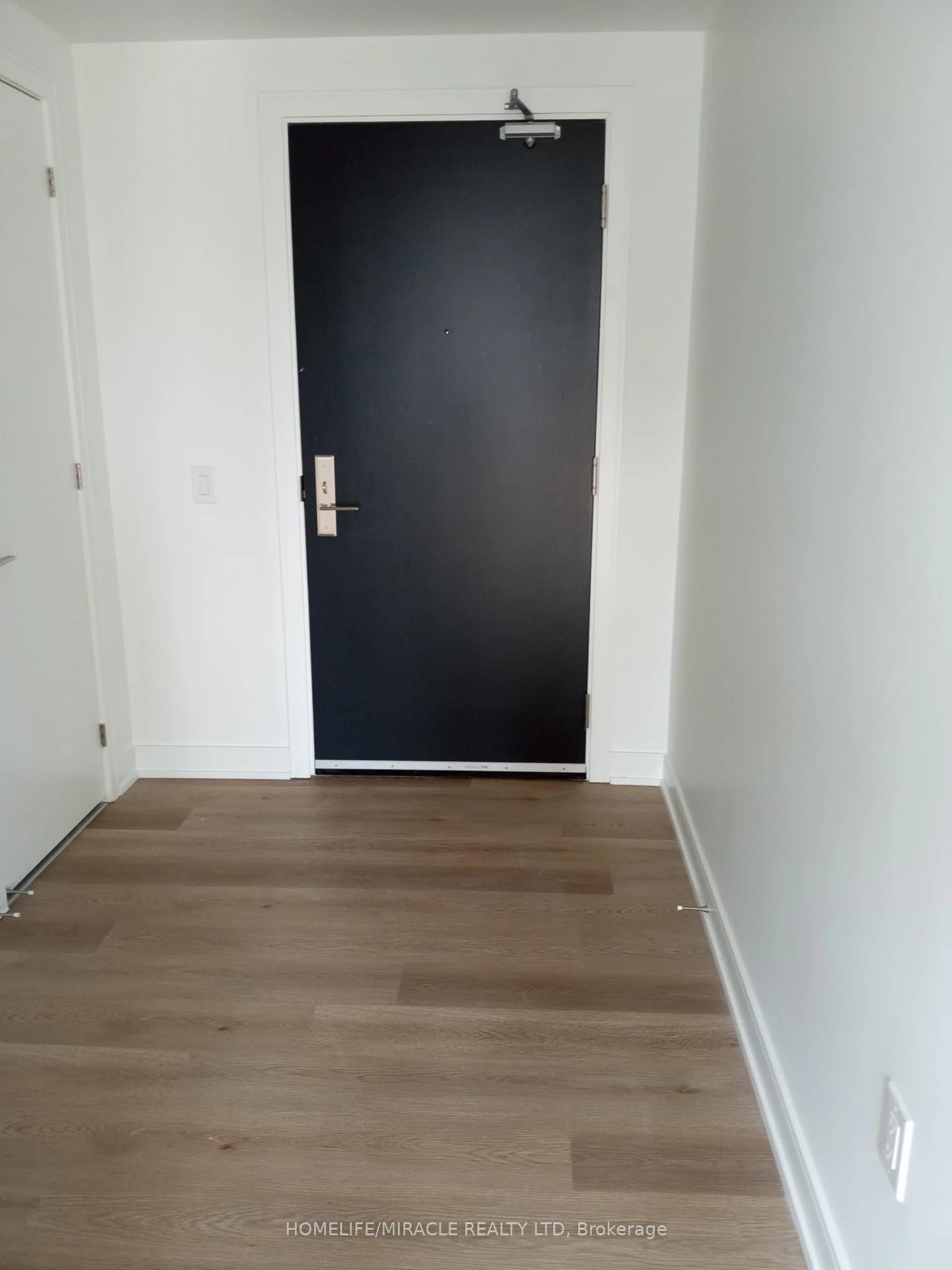 3009 Novar Road 610, Mississauga, ON L5B 0P9